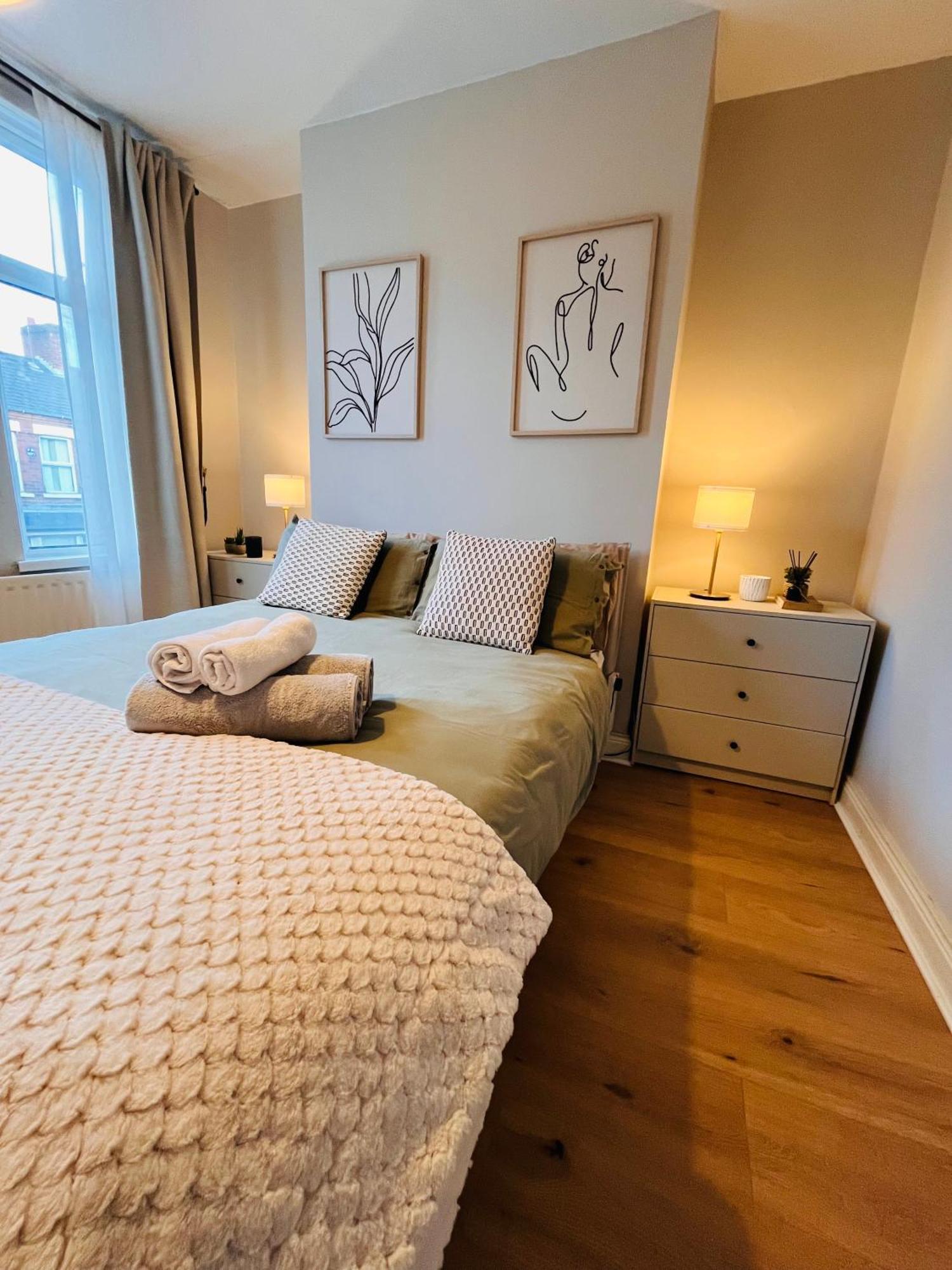 Ferienwohnung J&S Downtown Sky Attic House Belfast Exterior foto