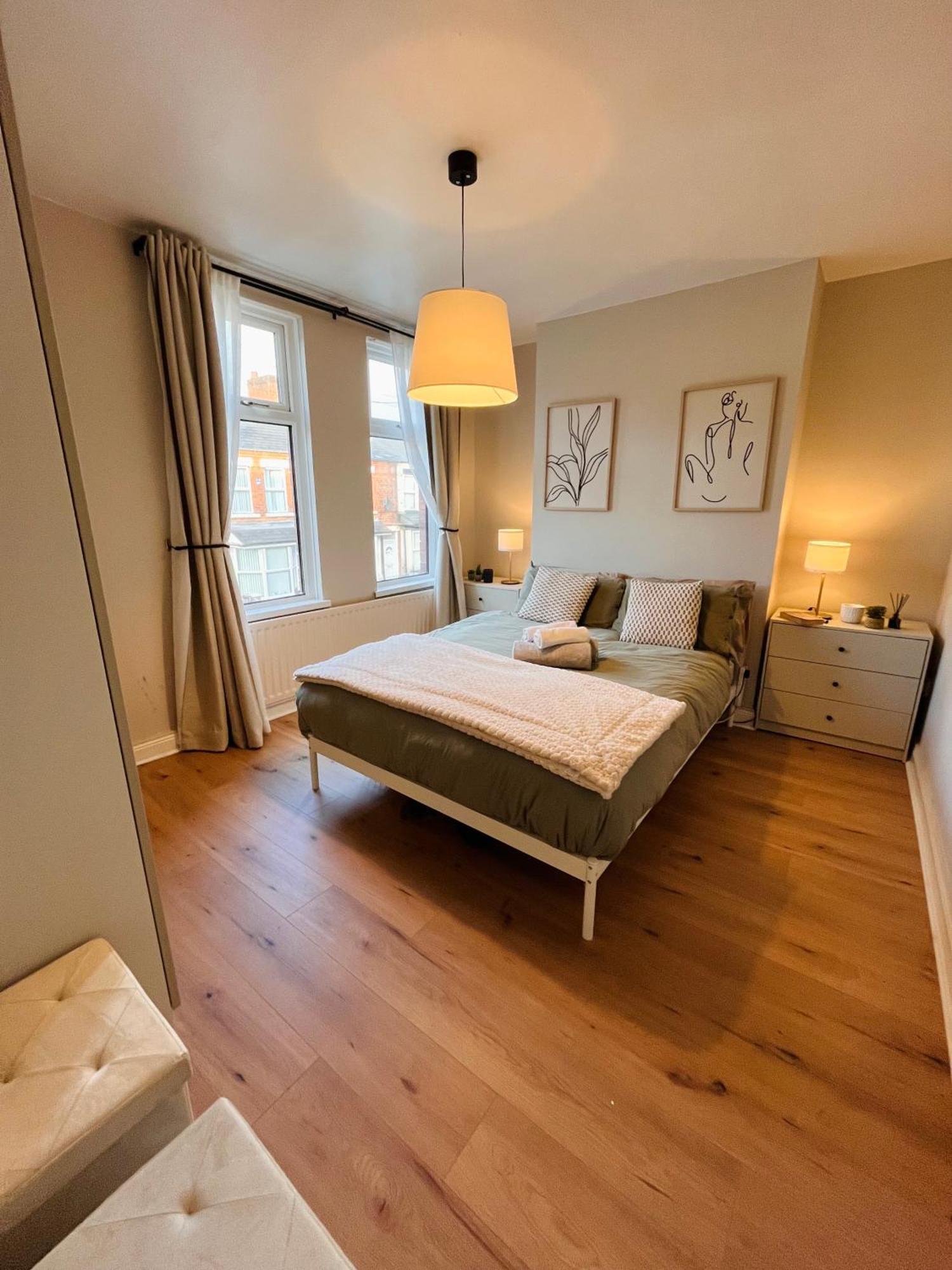 Ferienwohnung J&S Downtown Sky Attic House Belfast Exterior foto